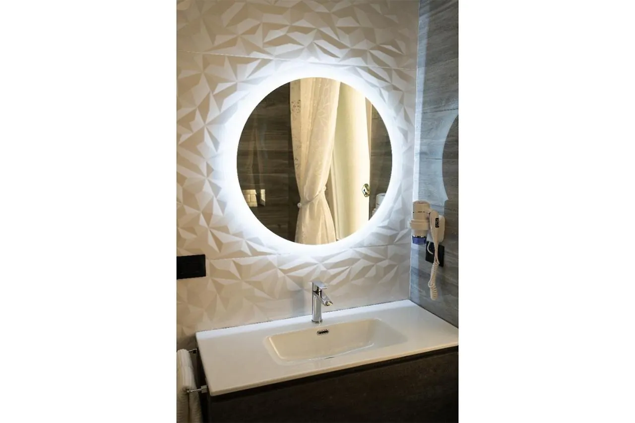 Apartments Hotel Real Suite Napoli Chiaia Mergellina